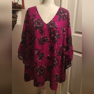 Lane Bryant like new blouse size 22/24
